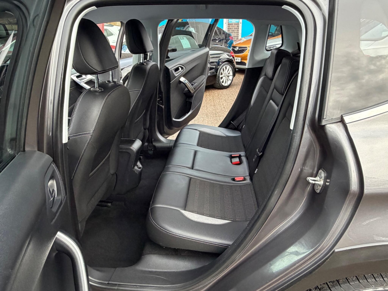 Used Peugeot 2008 2016 for sale - 77424798: Photo 44