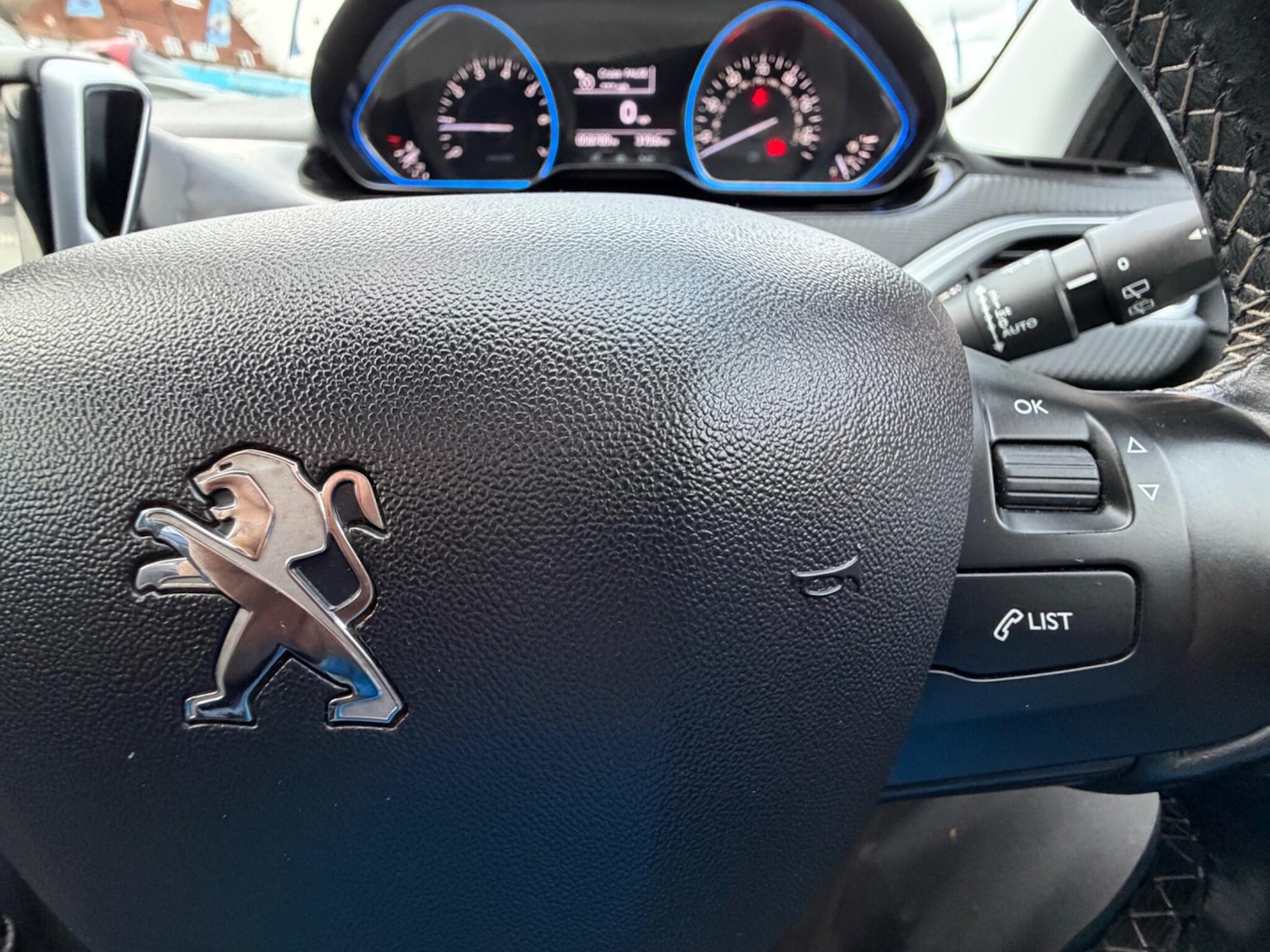 Used Peugeot 2008 2016 for sale - 77424798: Photo 62