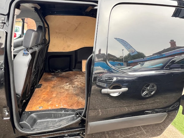 Used Citroen Berlingo 2016 for sale - 76314946: Photo 28