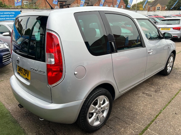 Used Skoda Roomster 2015 for sale - 76259112: Photo 11
