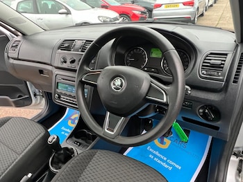 Used Skoda Roomster 2015 for sale - 76259112: Photo 3