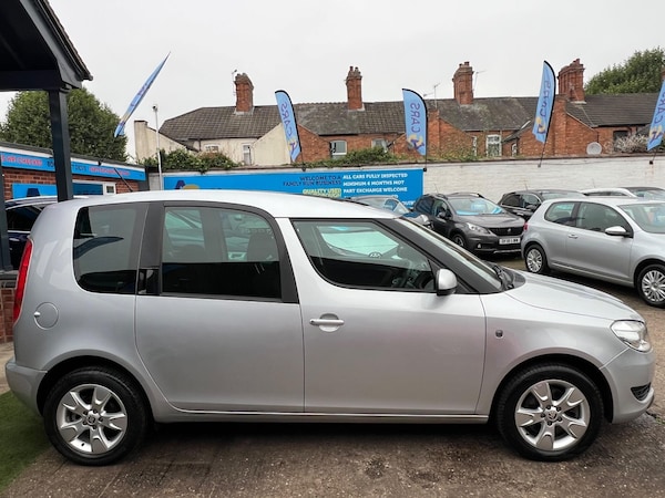 Used Skoda Roomster 2015 for sale - 76259112: Photo 9