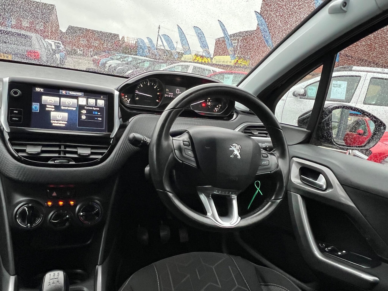 Used Peugeot 2008 2017 for sale - 76990740: Photo 24