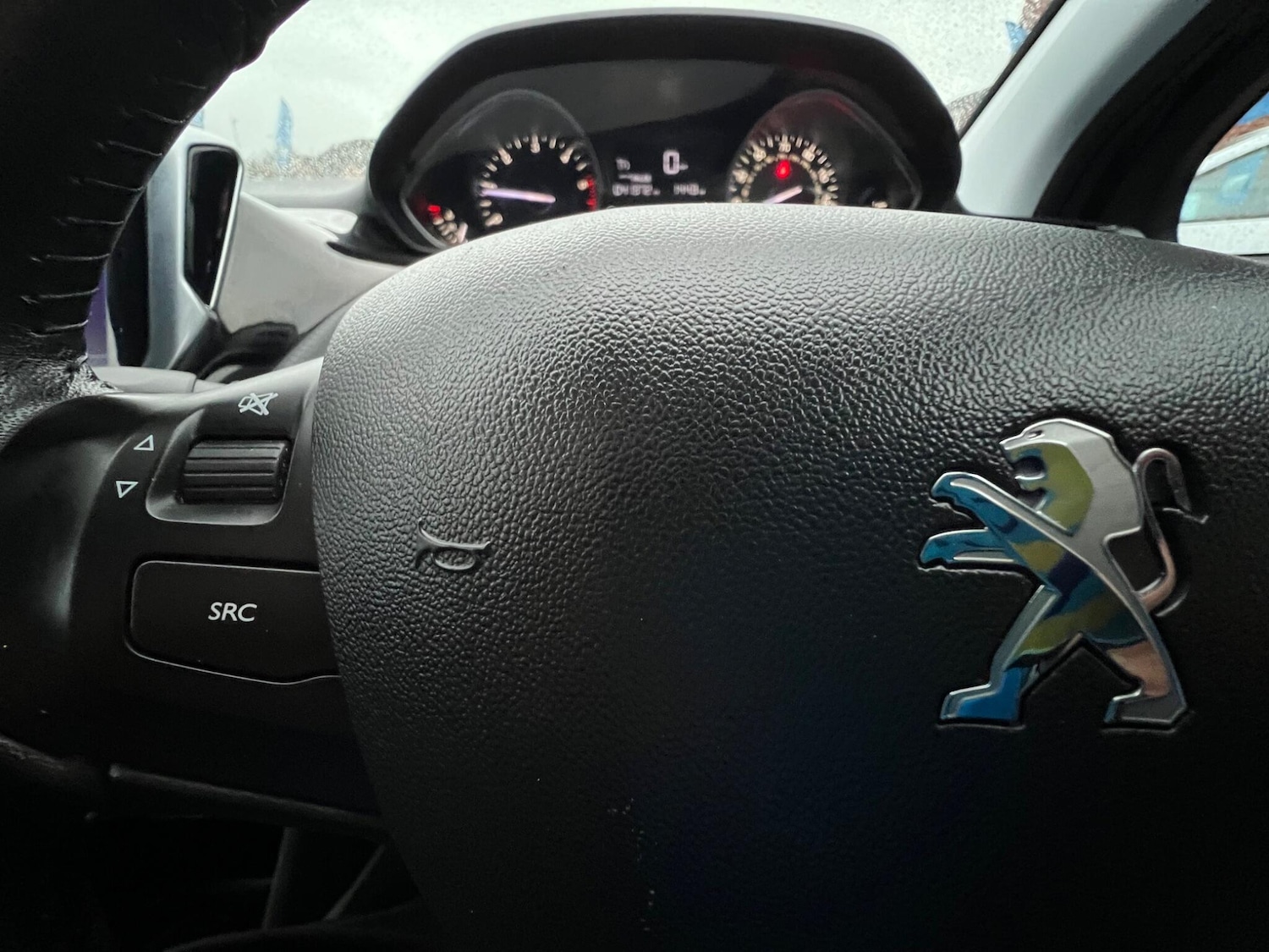 Used Peugeot 2008 2017 for sale - 76990740: Photo 25