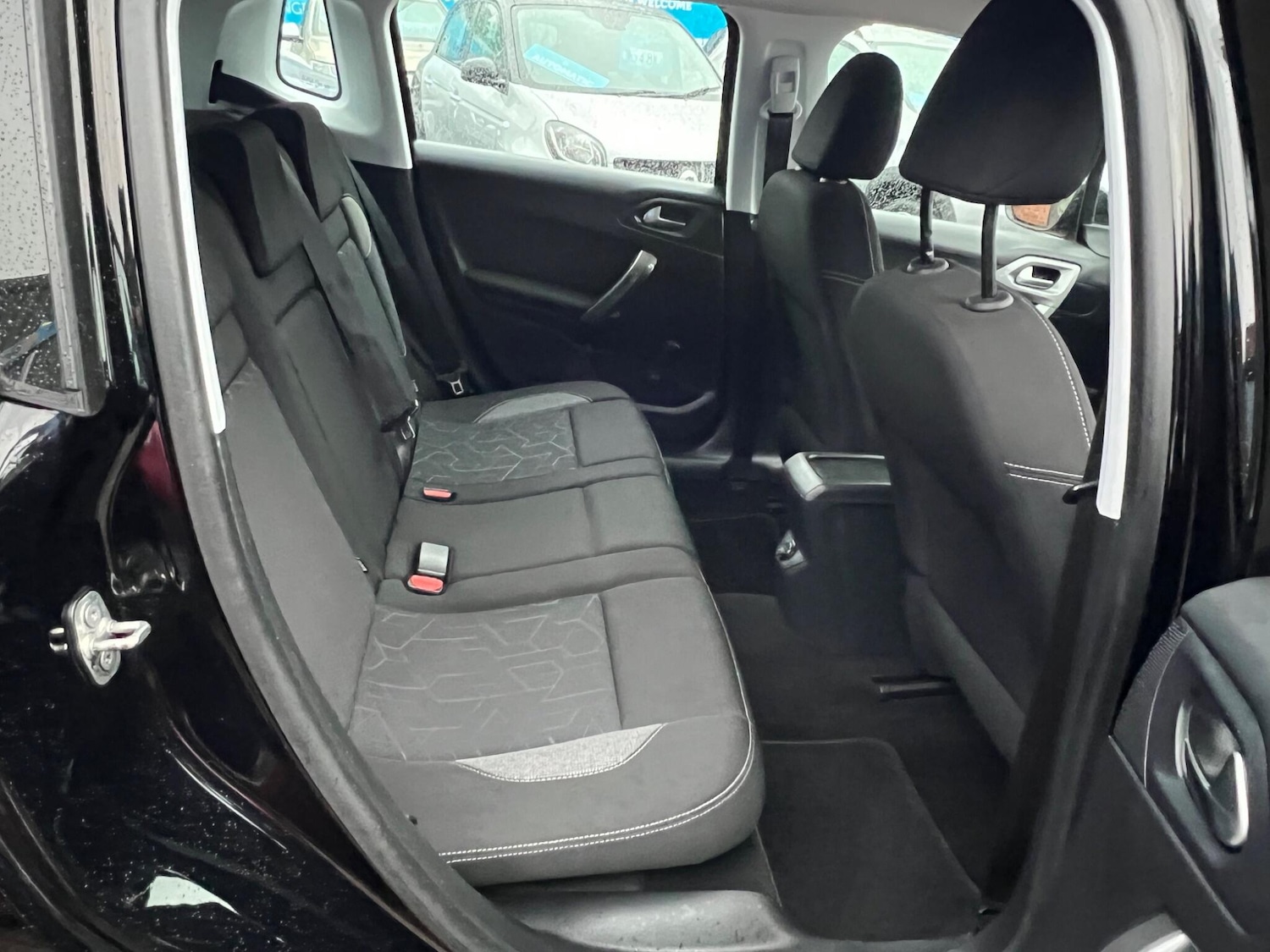 Used Peugeot 2008 2017 for sale - 76990740: Photo 39