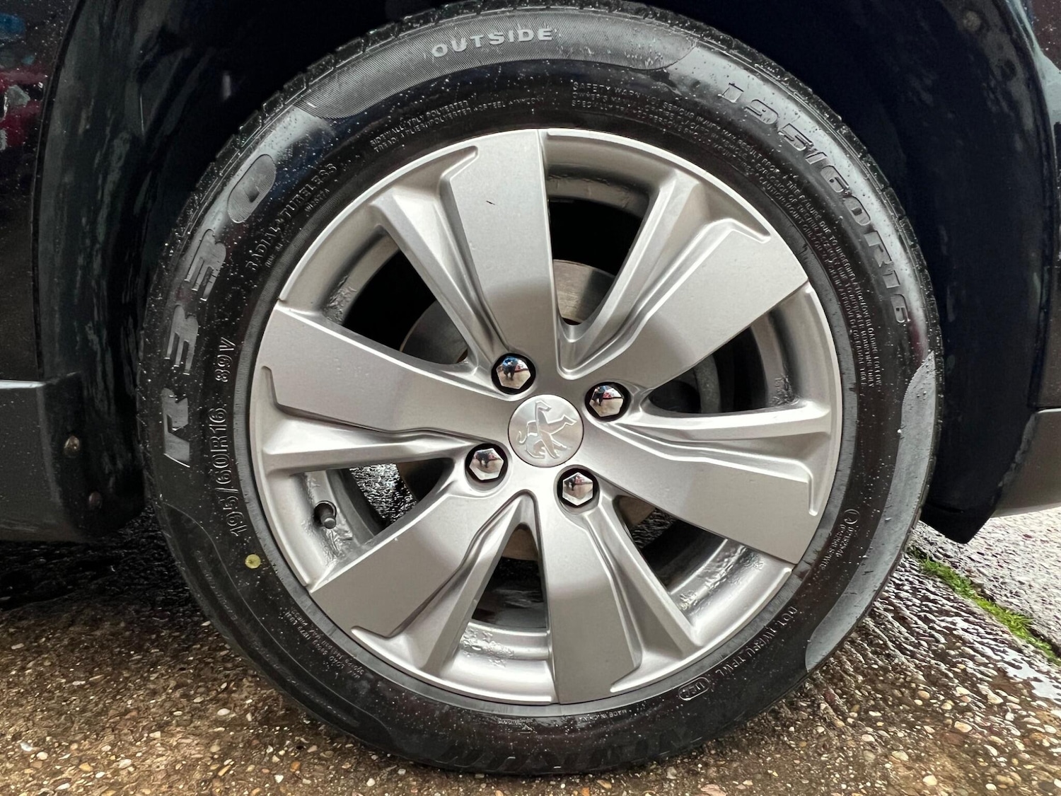 Used Peugeot 2008 2017 for sale - 76990740: Photo 71