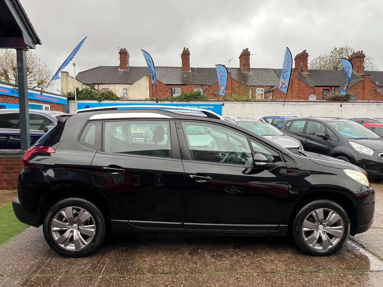 Used Peugeot 2008 2017 for sale - 76990740: Photo 8