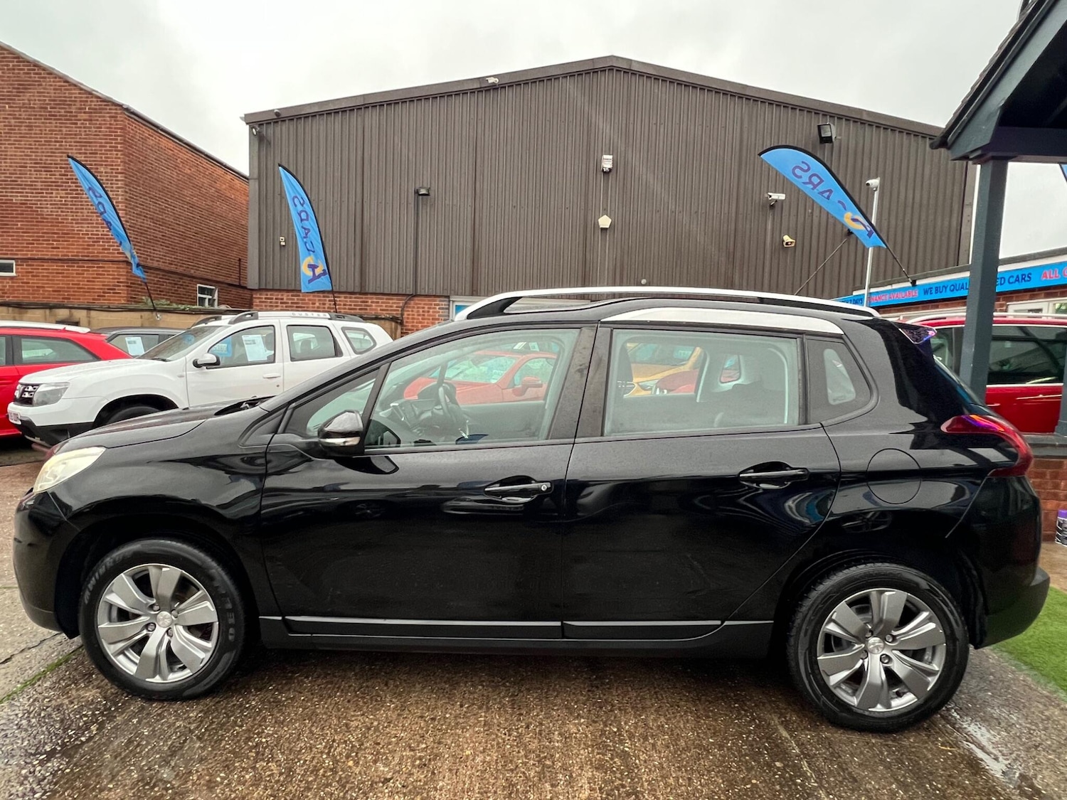 Used Peugeot 2008 2017 for sale - 76990740: Photo 9