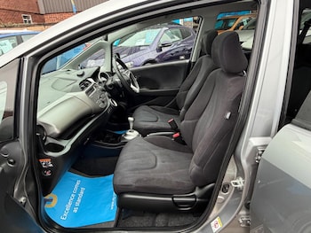 Used Honda Jazz 2010 for sale - 77586962: Photo