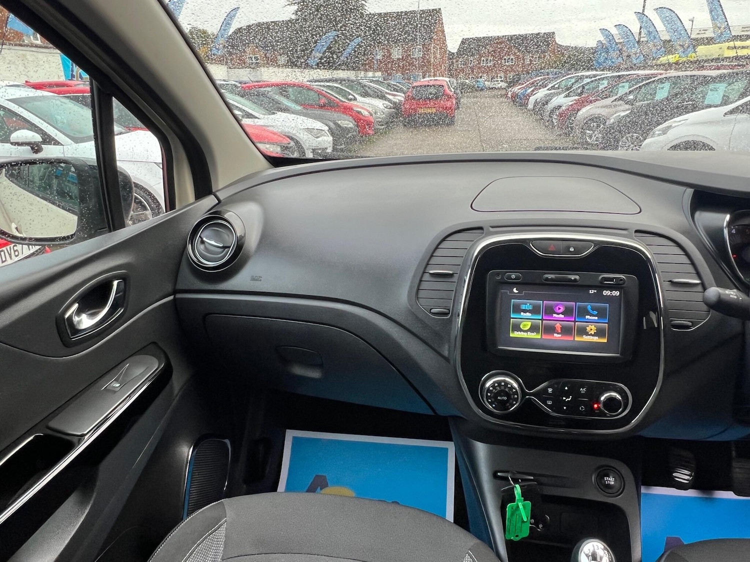 Used Renault Captur 2016 for sale - 76151101: Photo 24