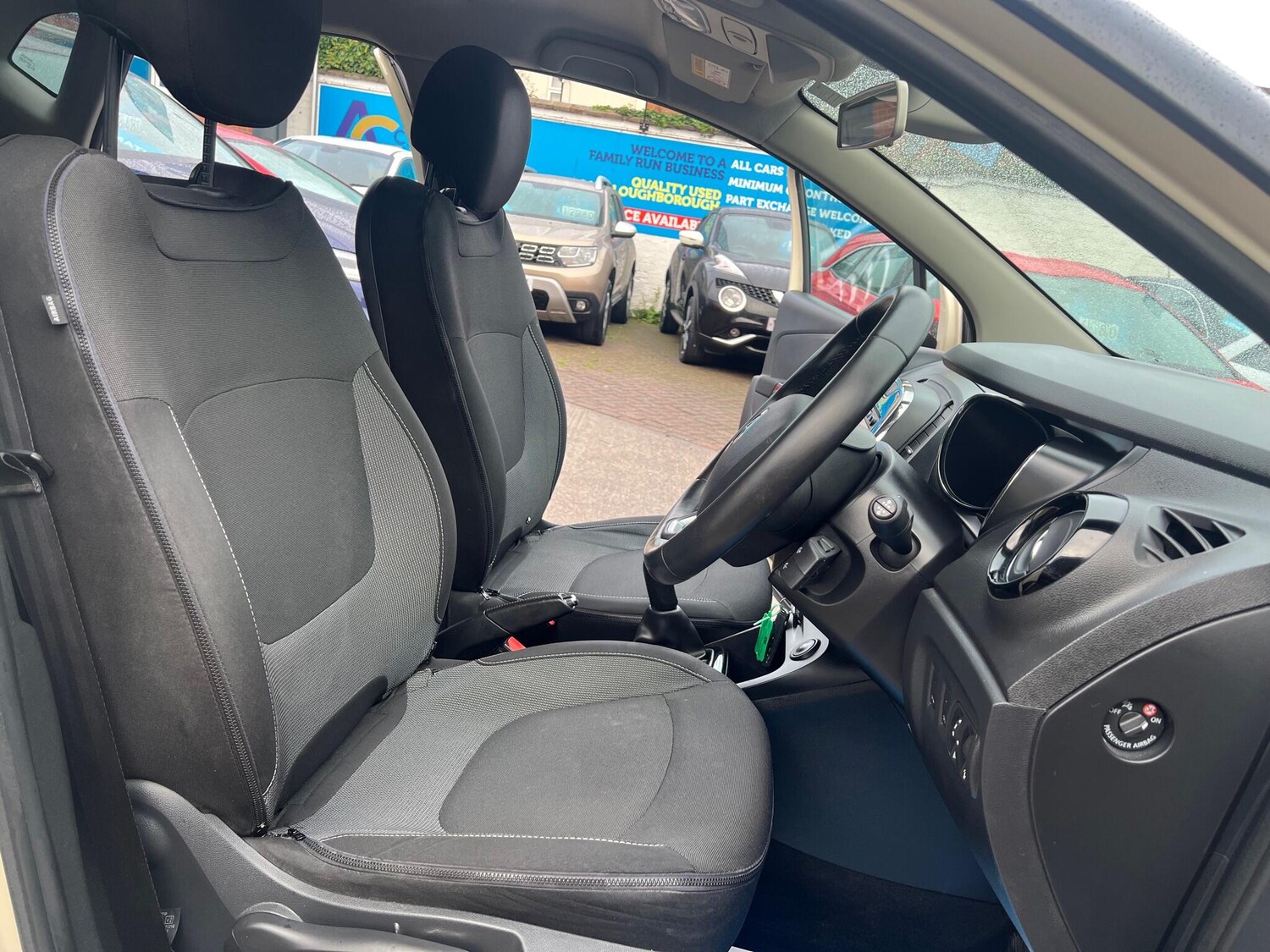 Used Renault Captur 2016 for sale - 76151101: Photo 33