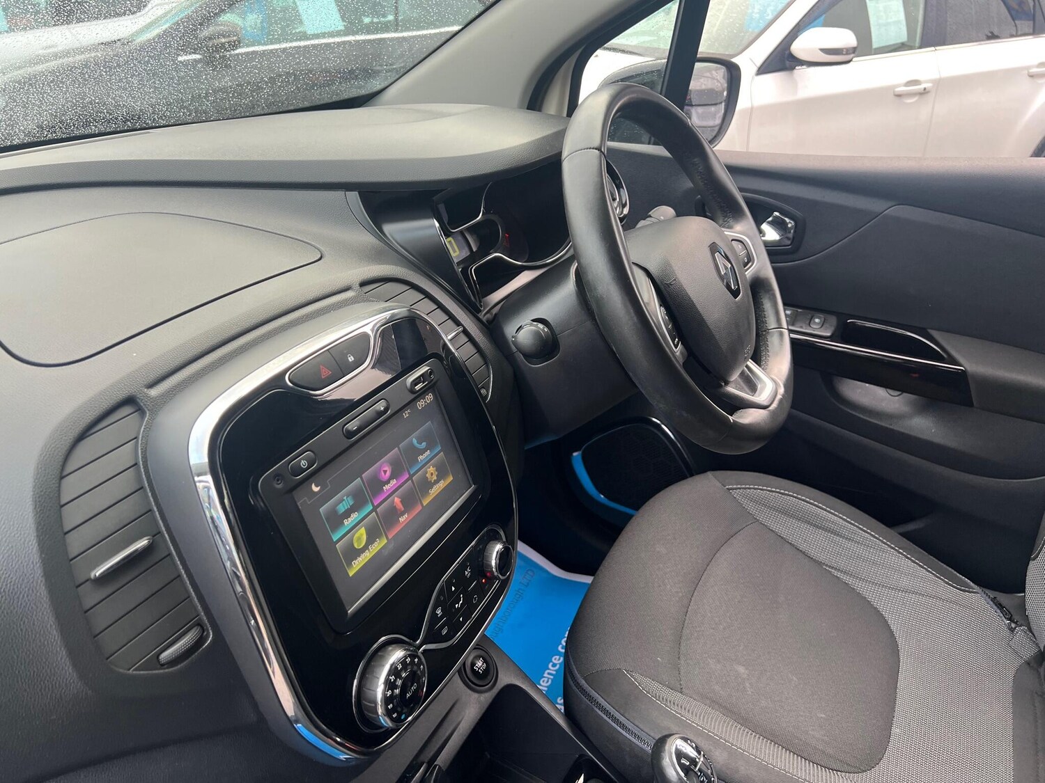 Used Renault Captur 2016 for sale - 76151101: Photo 37