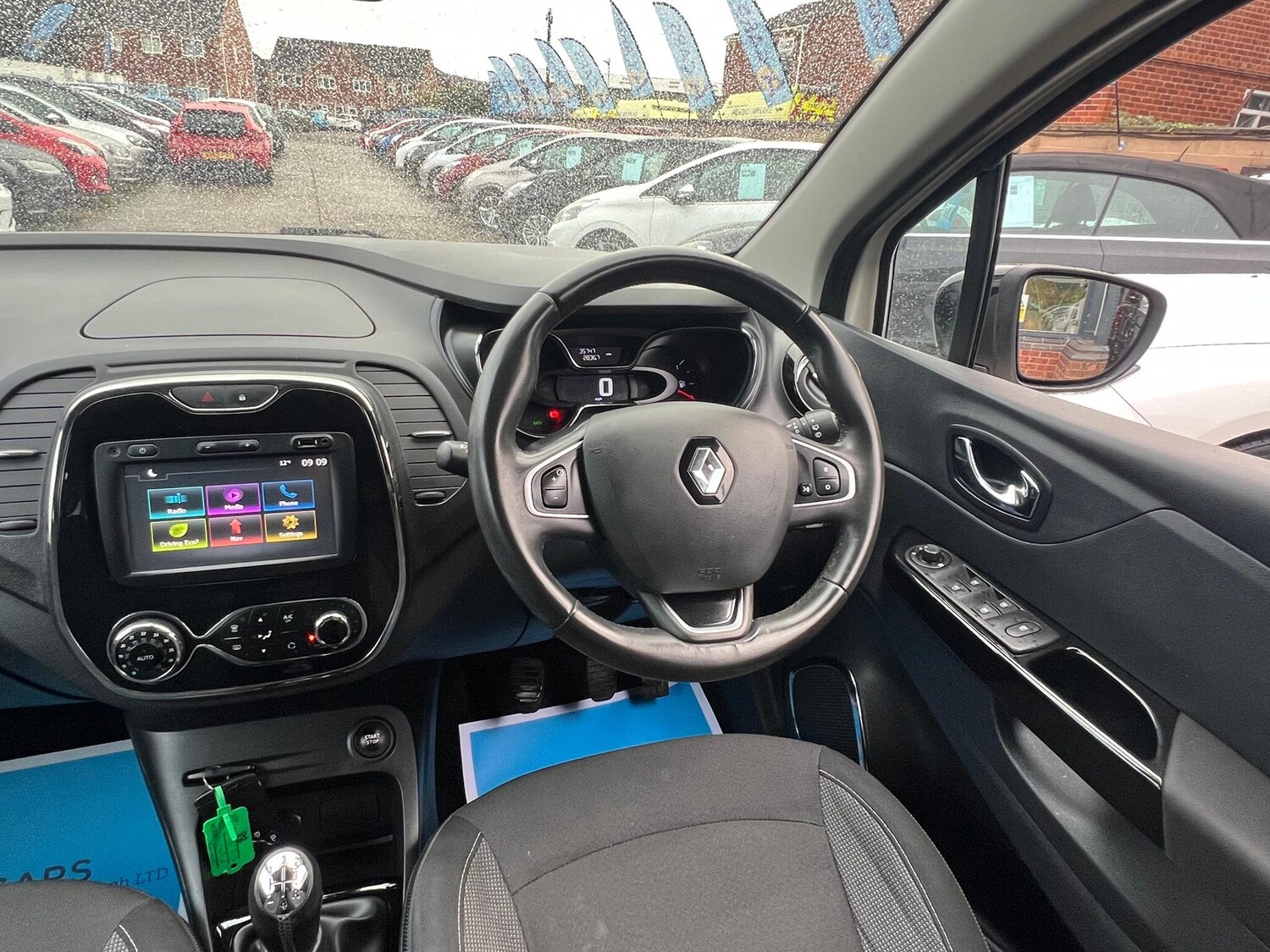 Used Renault Captur 2016 for sale - 76151101: Photo 39