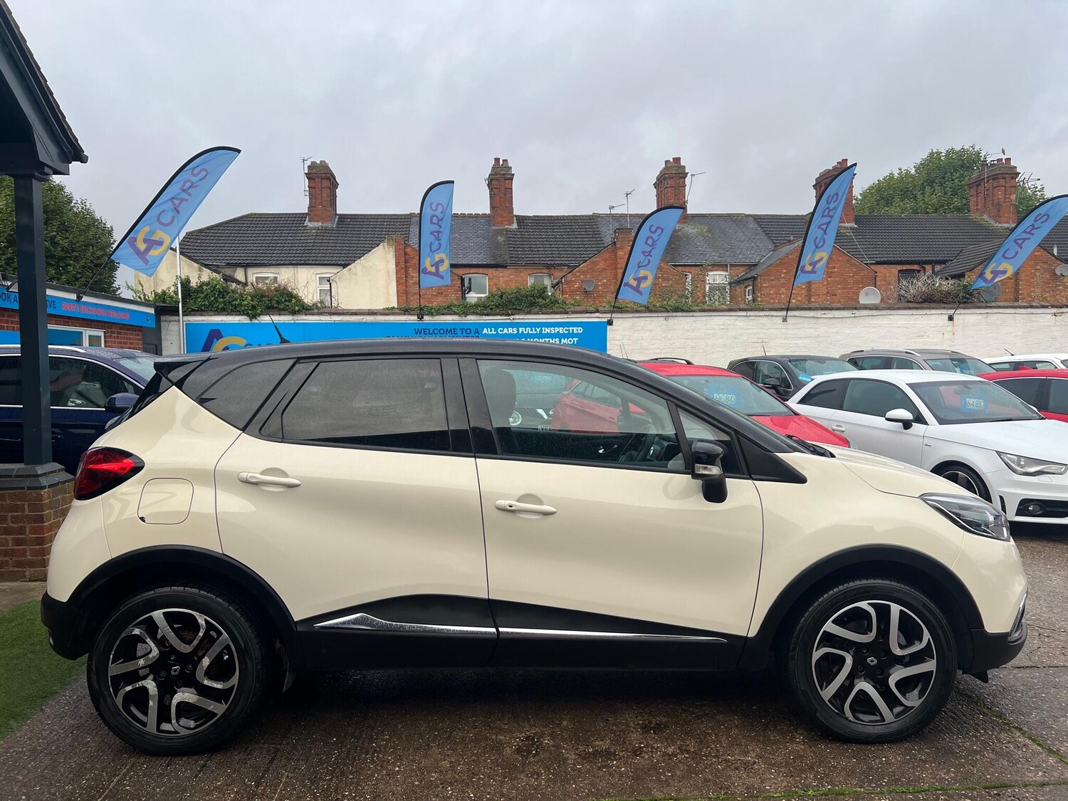 Used Renault Captur 2016 for sale - 76151101: Photo 48