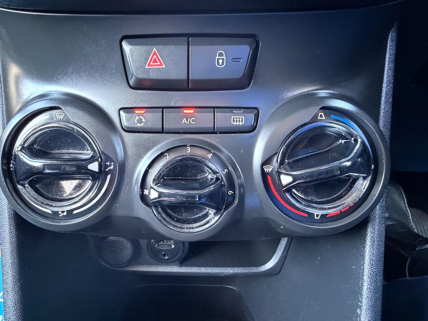 Used Peugeot 208 for sale - 77925106: Photo 23