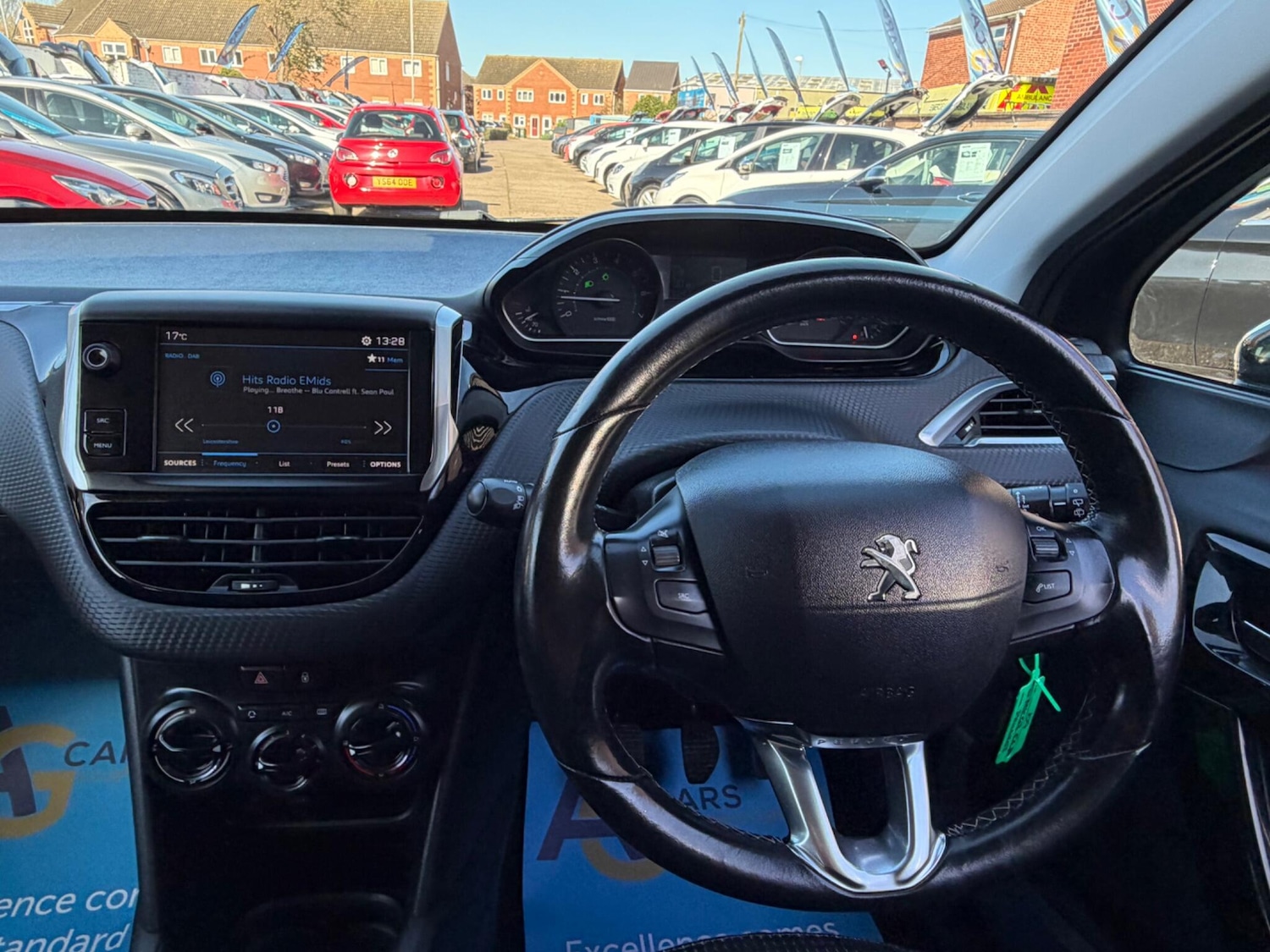 Used Peugeot 208 for sale - 77925106: Photo 25