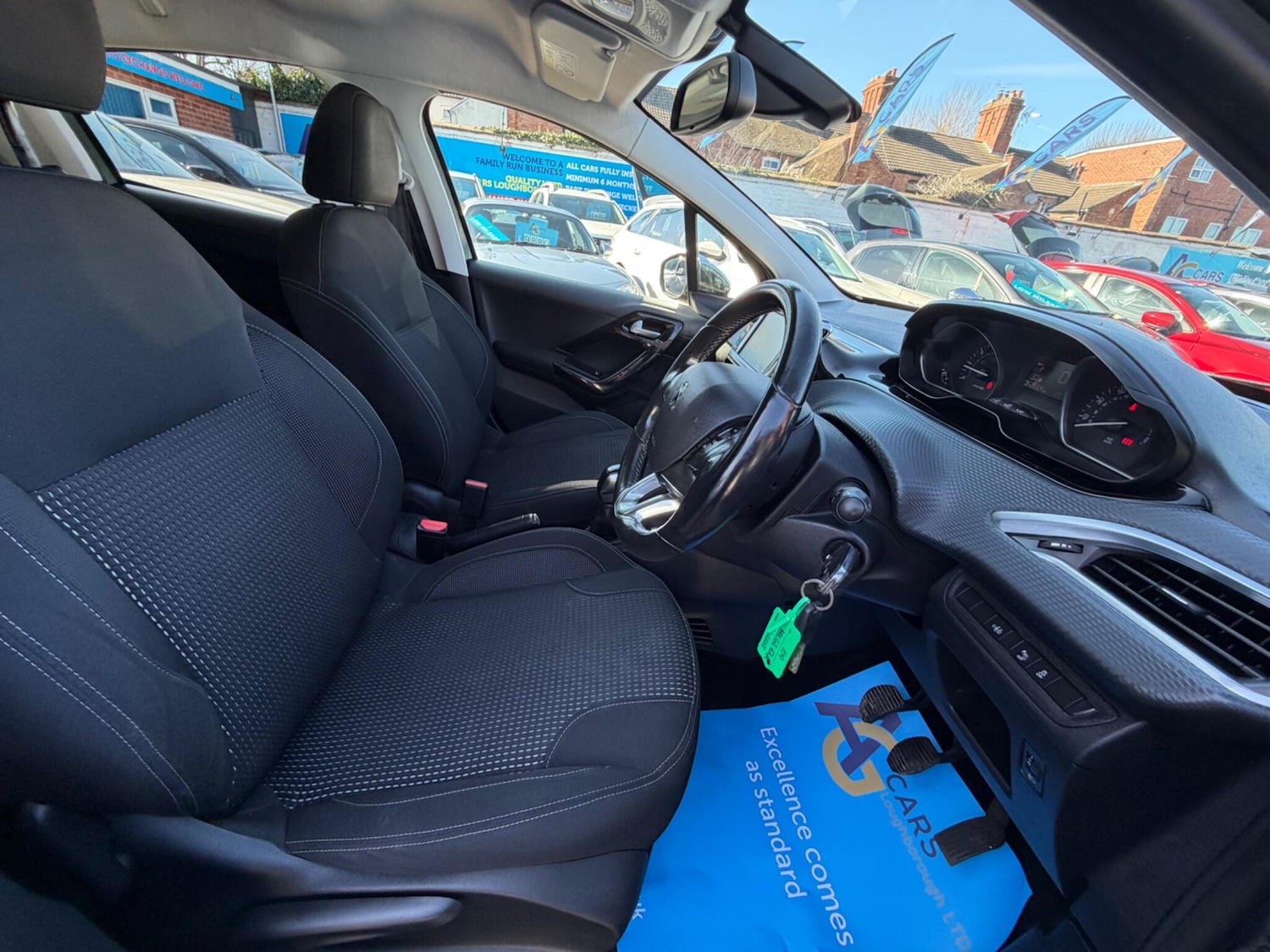 Used Peugeot 208 for sale - 77925106: Photo 29