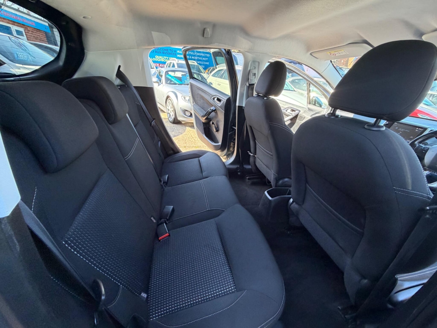 Used Peugeot 208 for sale - 77925106: Photo 34