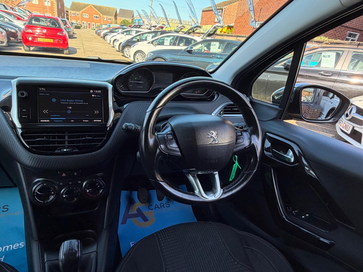 Used Peugeot 208 for sale - 77925106: Photo 40