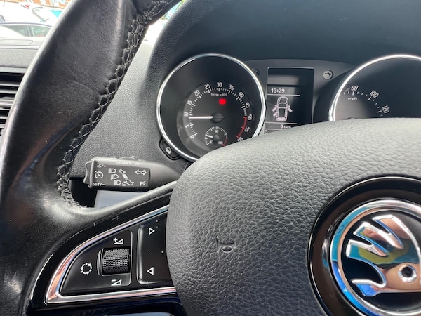Used Skoda Yeti 2015 for sale - 75563494: Photo 24