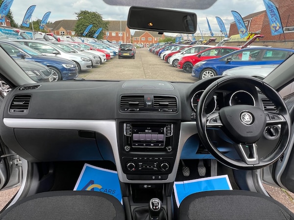 Used Skoda Yeti 2015 for sale - 75563494: Photo 2