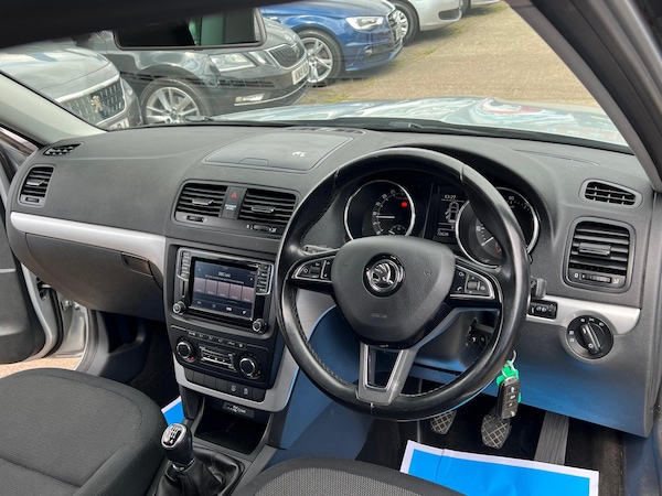 Used Skoda Yeti 2015 for sale - 75563494: Photo 4