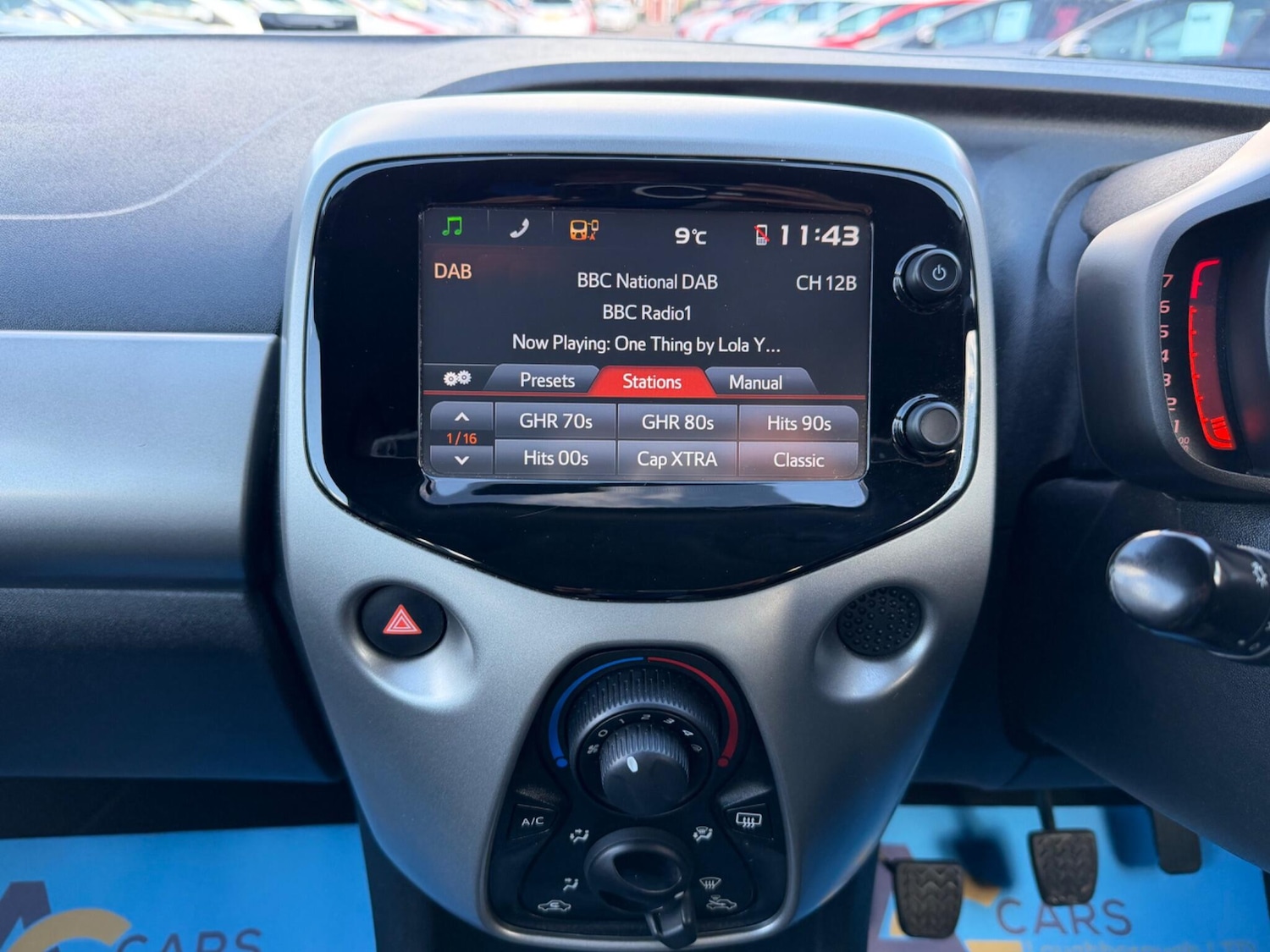 Used Toyota AYGO 2015 for sale - 77823900: Photo 20