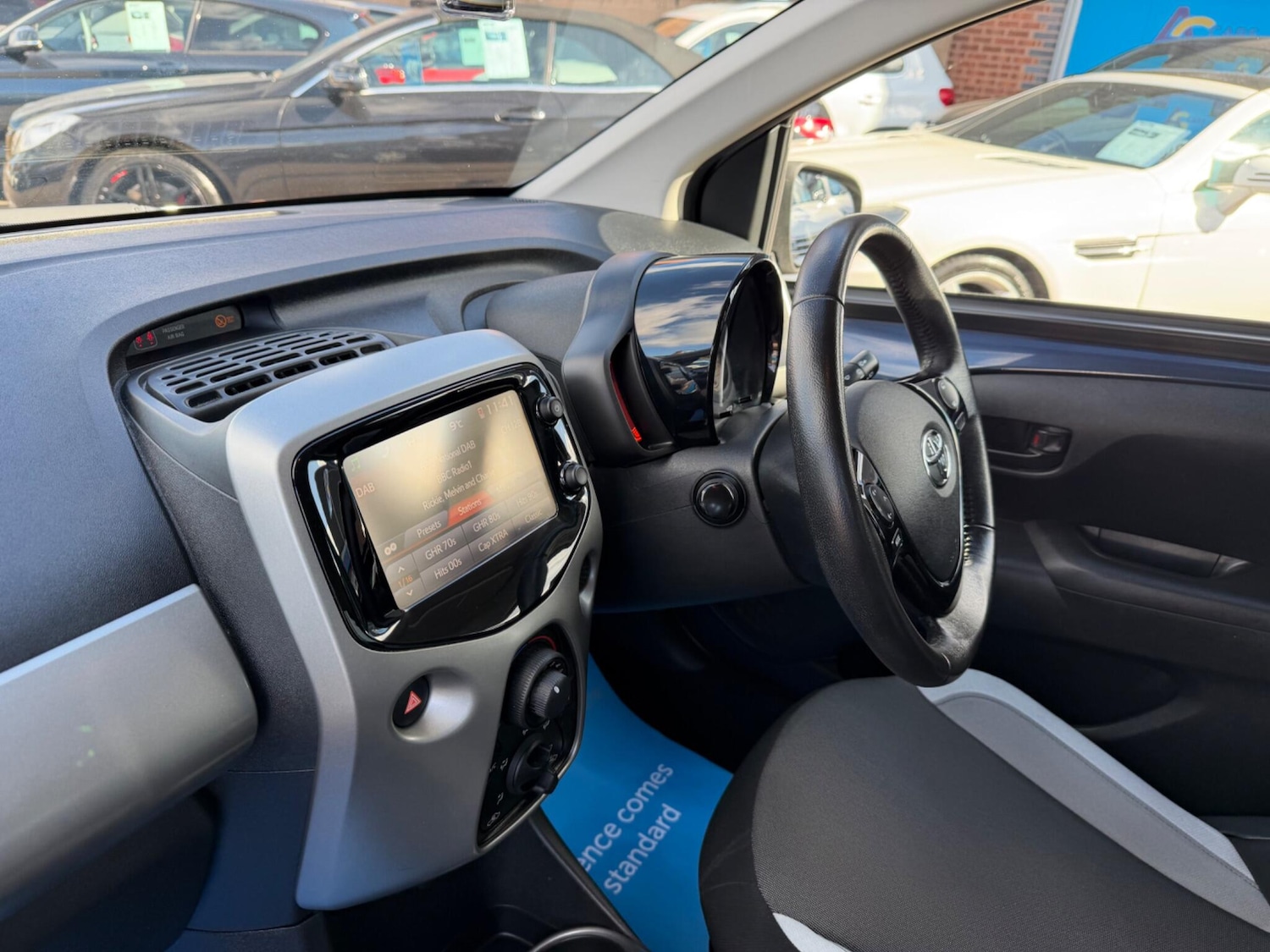Used Toyota AYGO 2015 for sale - 77823900: Photo 40