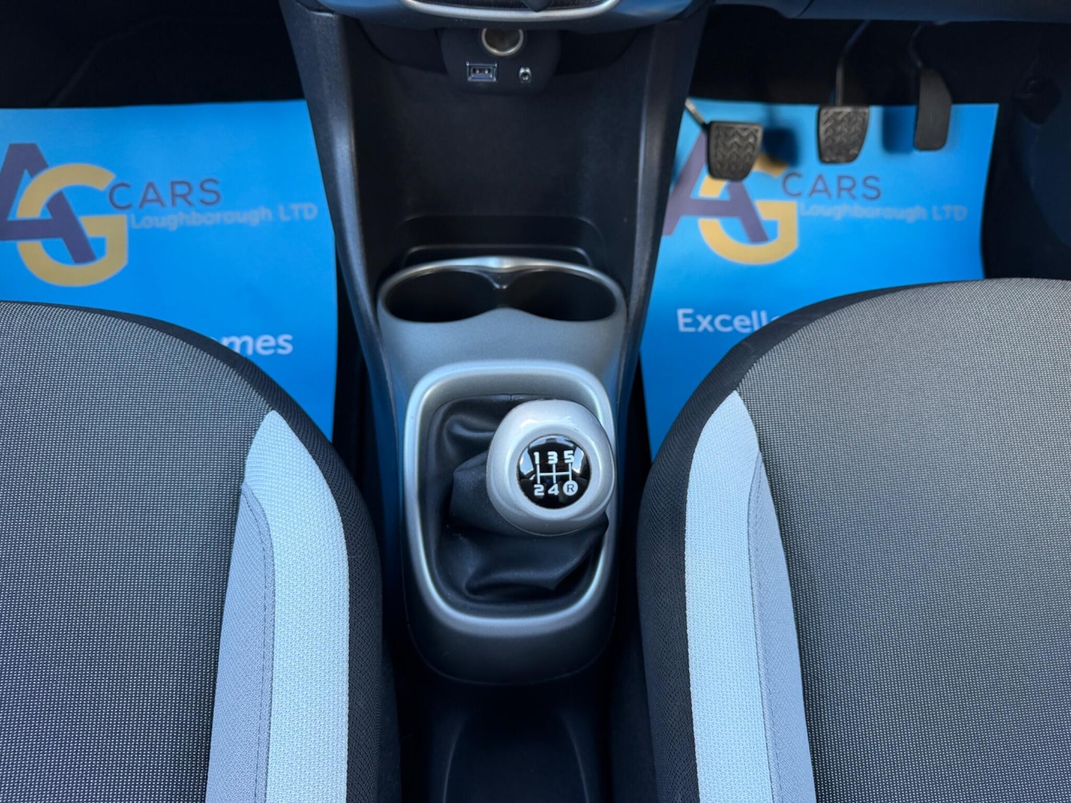 Used Toyota AYGO 2015 for sale - 77823900: Photo 42