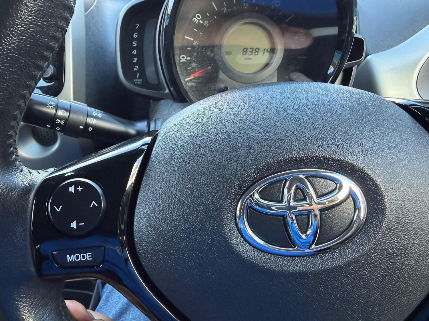 Used Toyota AYGO 2015 for sale - 77823900: Photo 46