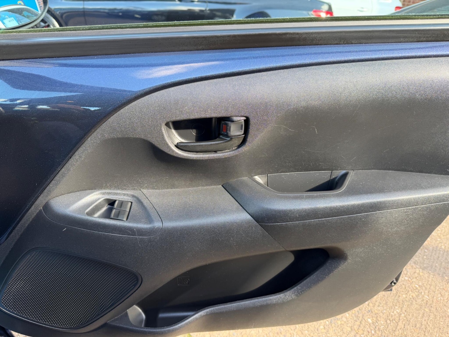 Used Toyota AYGO 2015 for sale - 77823900: Photo 47