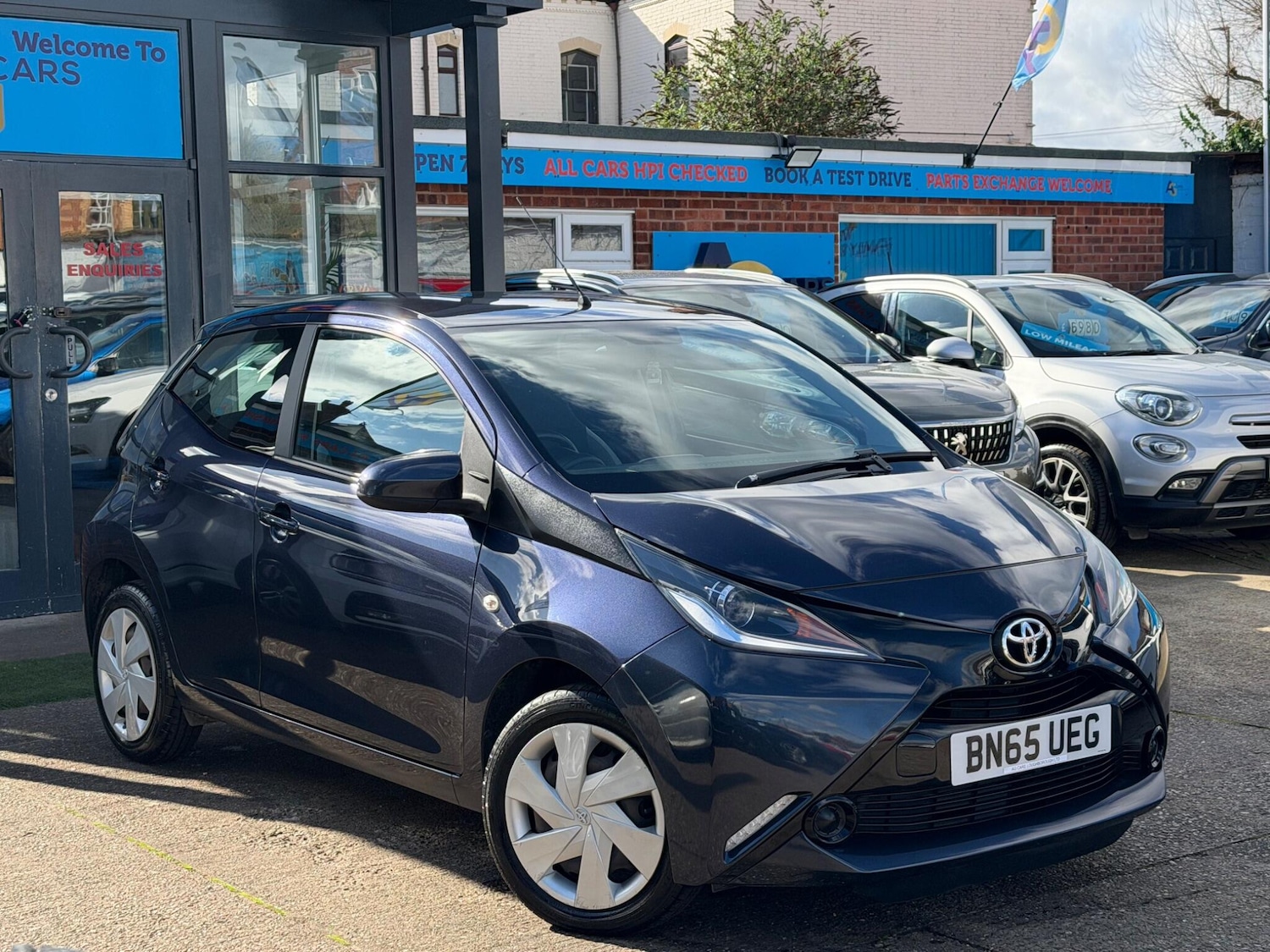 Used Toyota AYGO 2015 for sale - 77823900: Photo 55