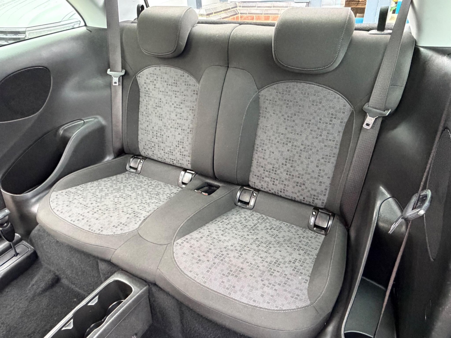 Used Vauxhall ADAM 2014 for sale - 77386349: Photo 5