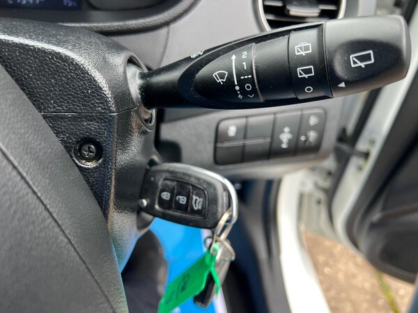 Used Hyundai i10 2018 for sale - 75531191: Photo 27