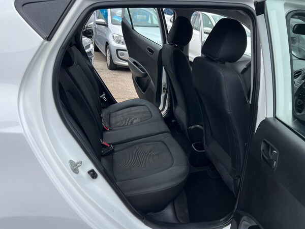 Used Hyundai i10 2018 for sale - 75531191: Photo 29