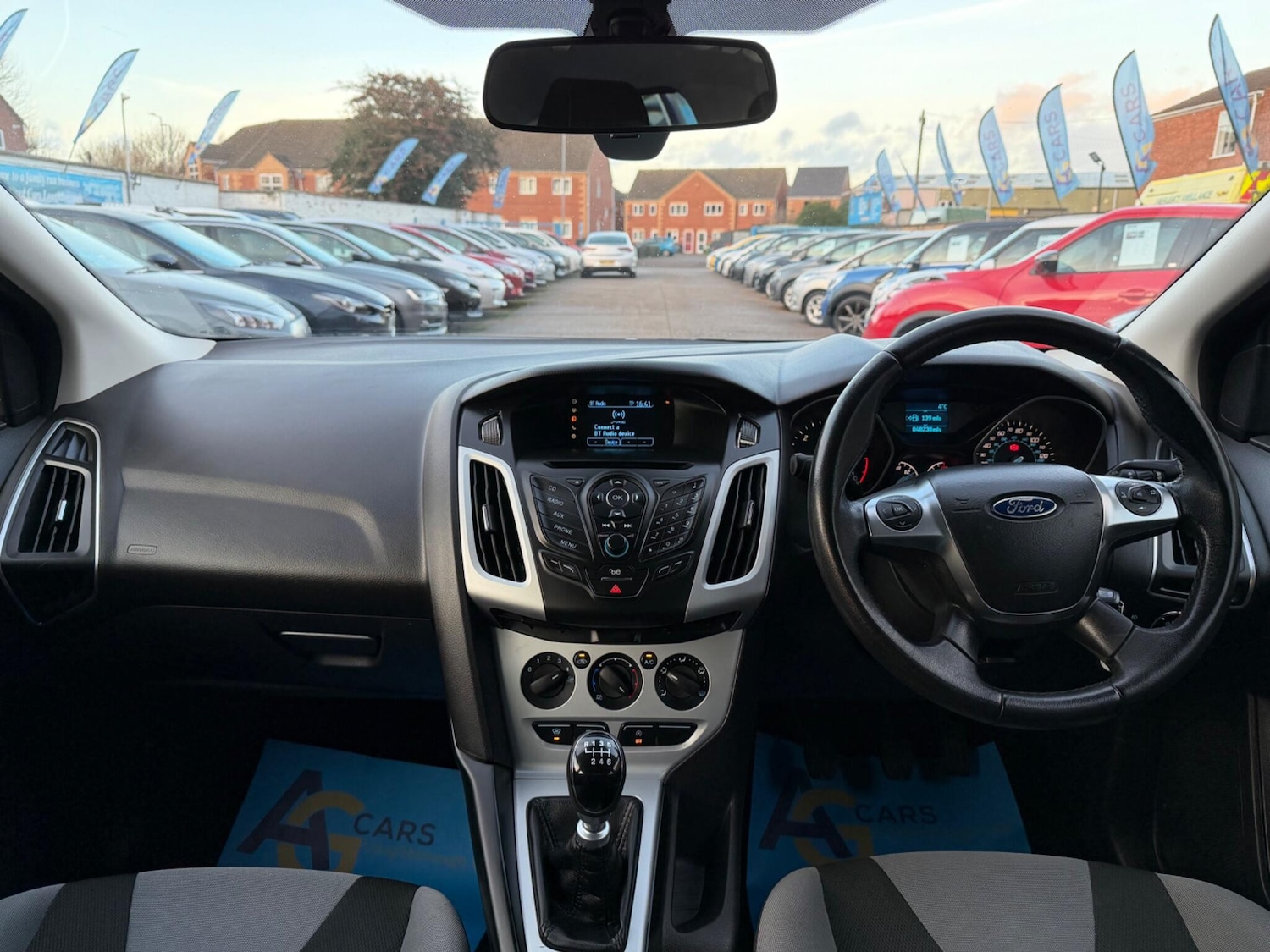 Used Ford Focus 2013 for sale - 77130852: Photo 2