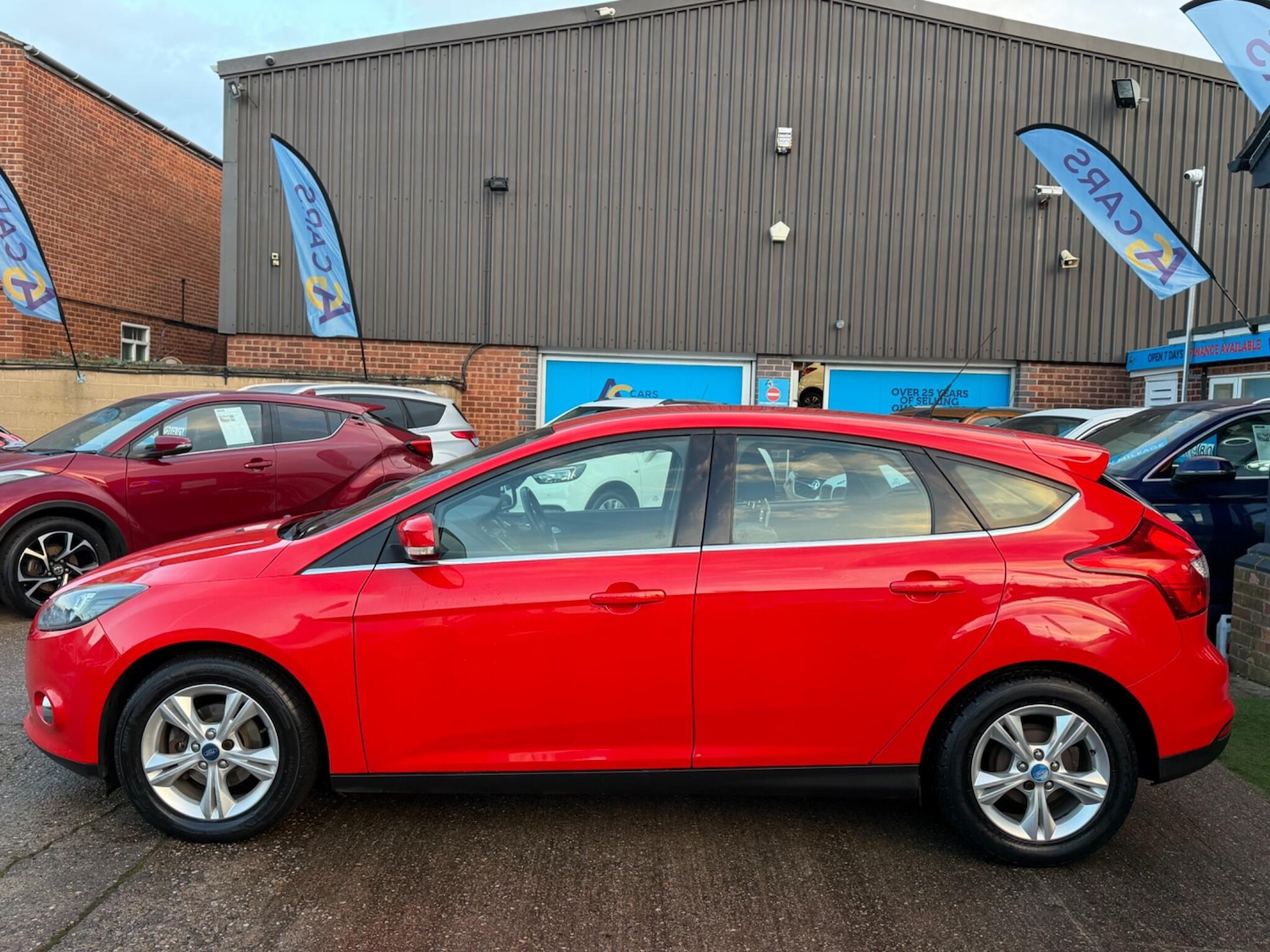 Used Ford Focus 2013 for sale - 77130852: Photo 9