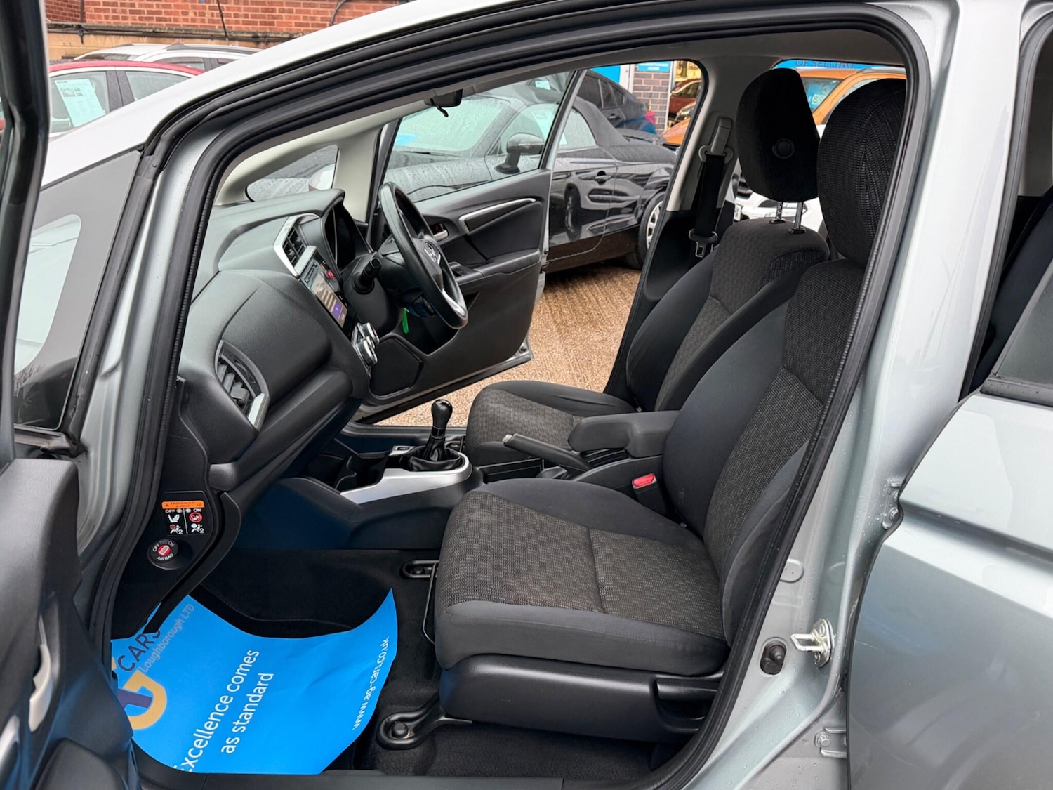 Used Honda Jazz 2017 for sale - 77479336: Photo 4