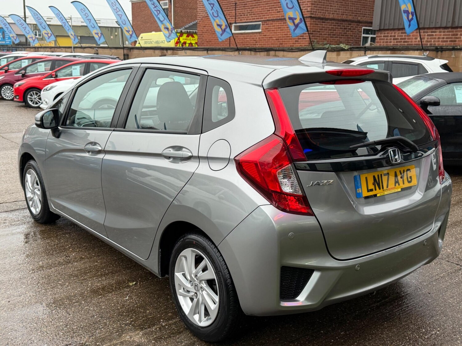 Used Honda Jazz 2017 for sale - 77479336: Photo 55