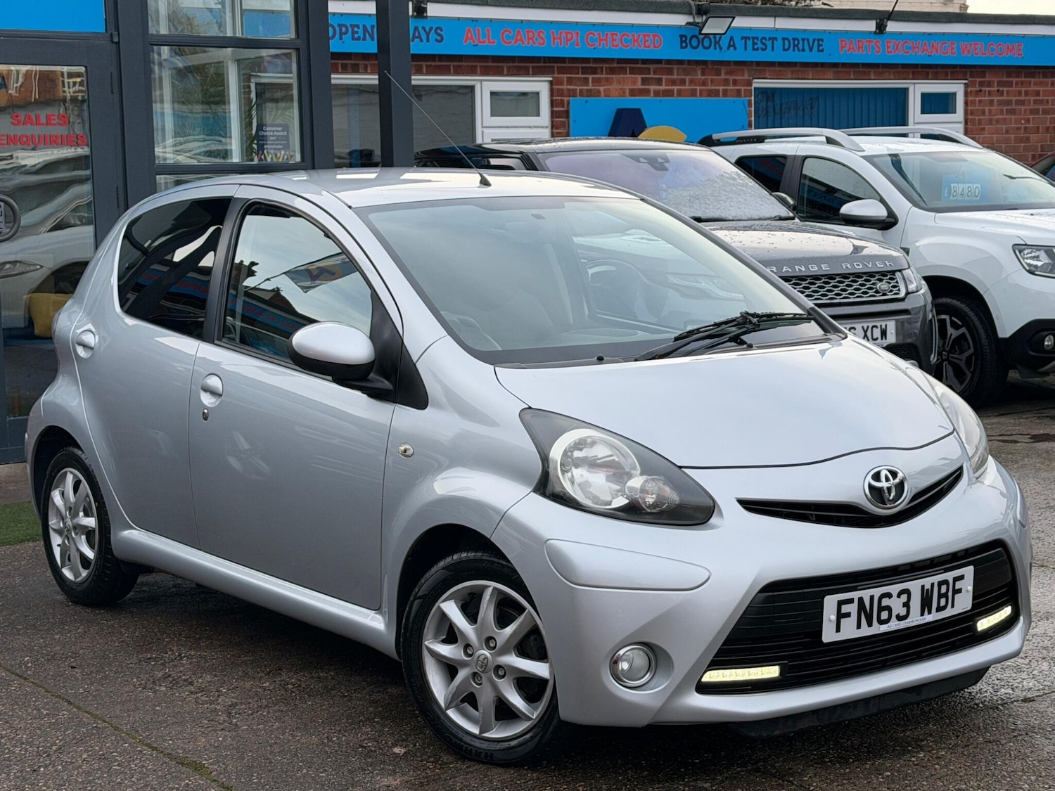 Used Toyota AYGO 2013 for sale - 77108837: Photo 13