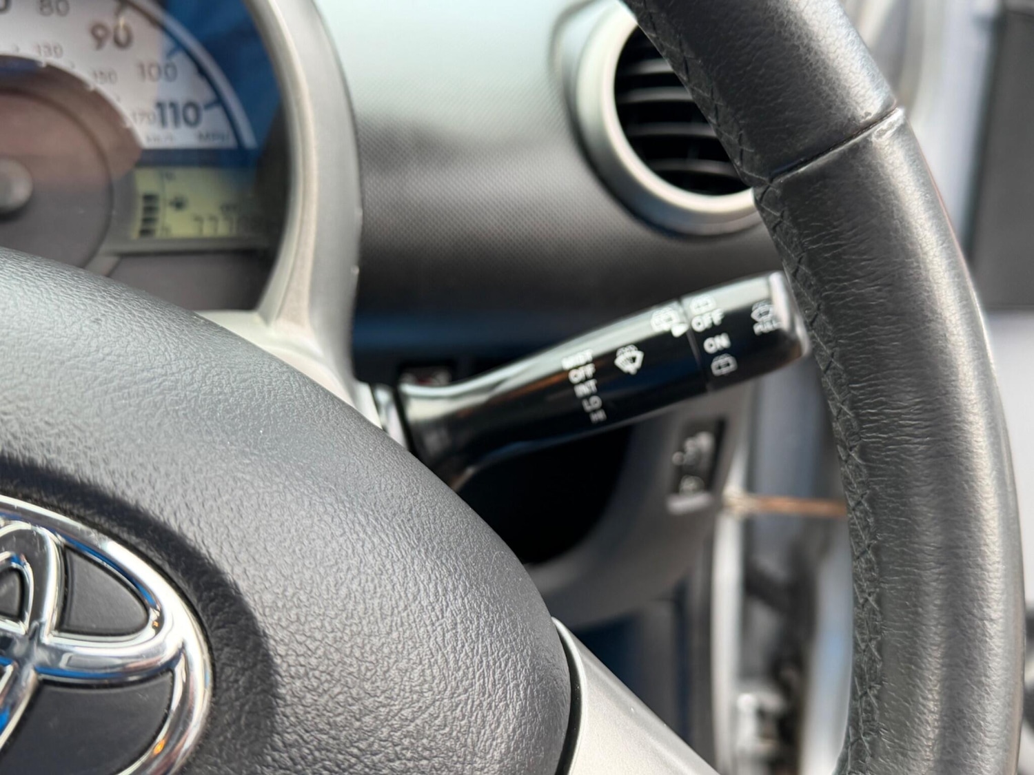 Used Toyota AYGO 2013 for sale - 77108837: Photo 24