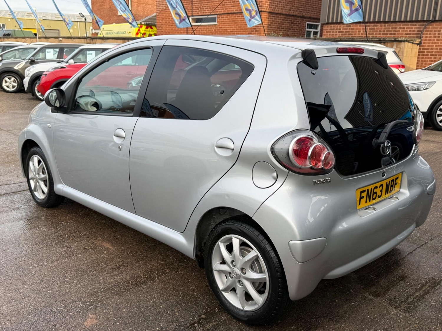 Used Toyota AYGO 2013 for sale - 77108837: Photo 36