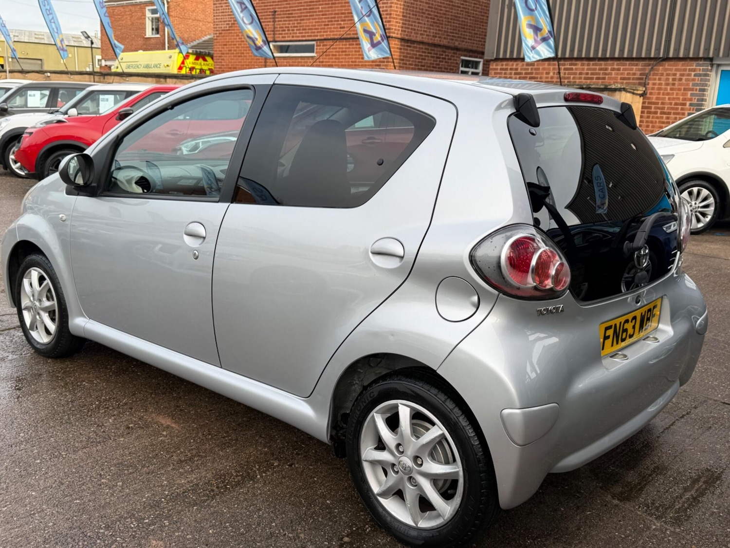 Used Toyota AYGO 2013 for sale - 77108837: Photo 44