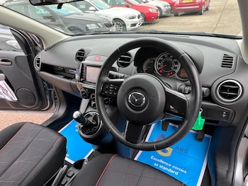 Used Mazda Mazda2 2014 for sale - 75577883: Photo