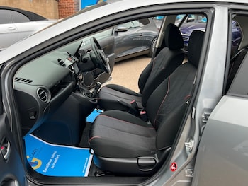 Used Mazda Mazda2 2014 for sale - 75577883: Photo