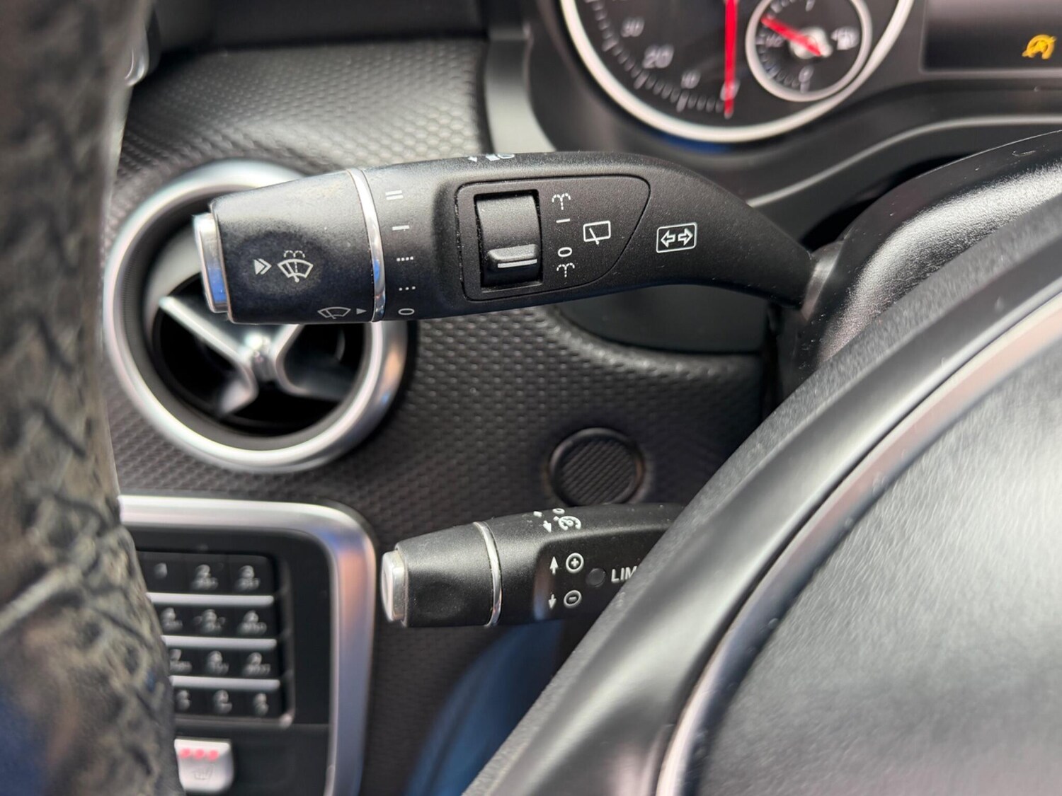 Used Mercedes-Benz A-Class for sale - 77637652: Photo 29