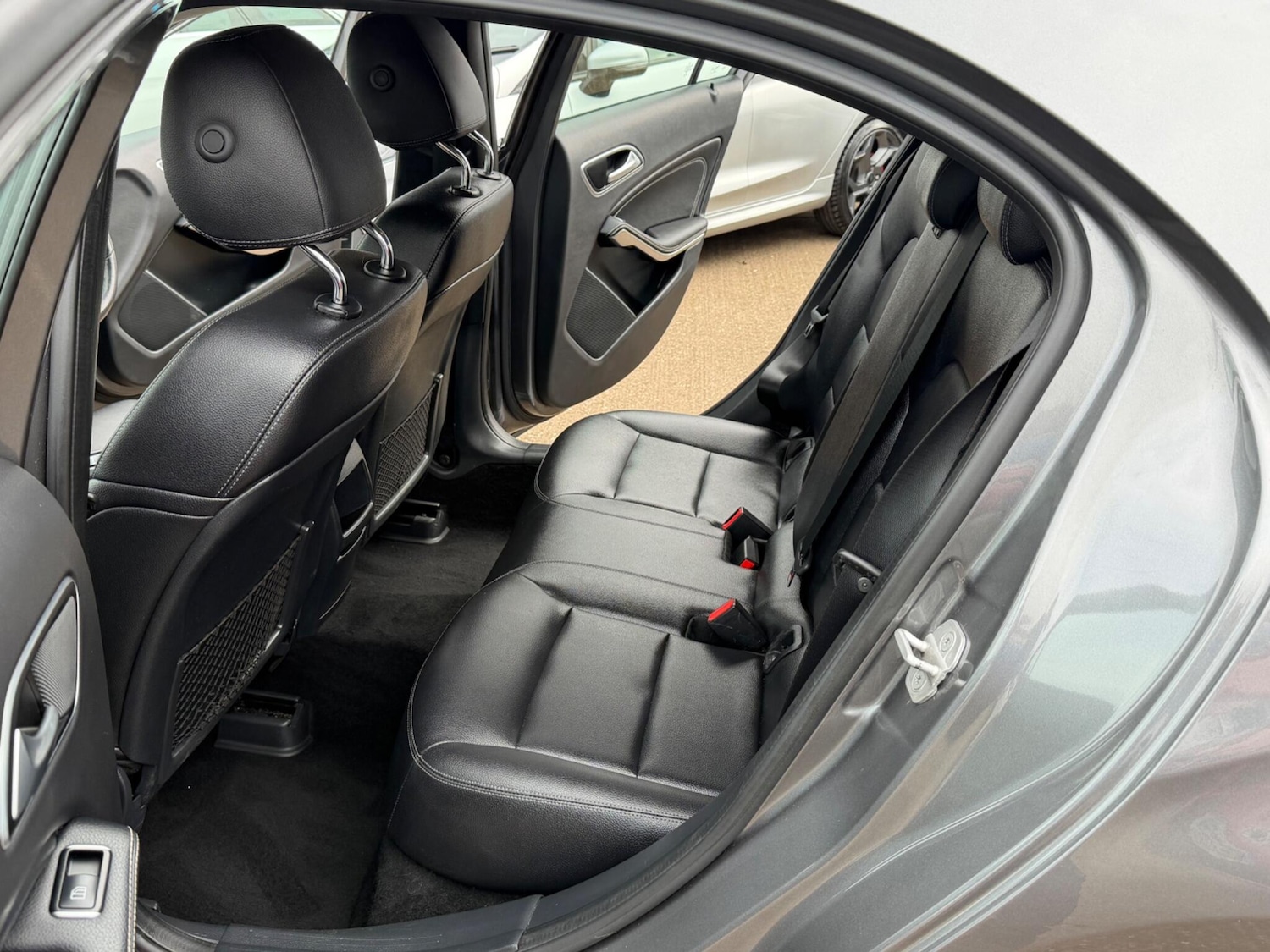 Used Mercedes-Benz A-Class for sale - 77637652: Photo 5