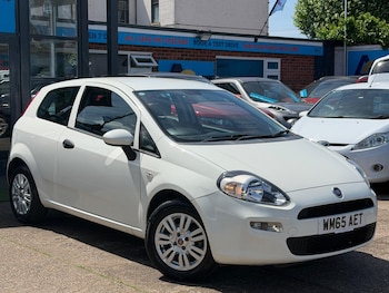 Used Fiat Punto 2015 for sale - 78676240: Photo