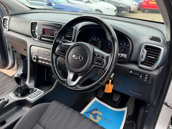 Used Kia Sportage 2016 for sale - 78741765: Photo