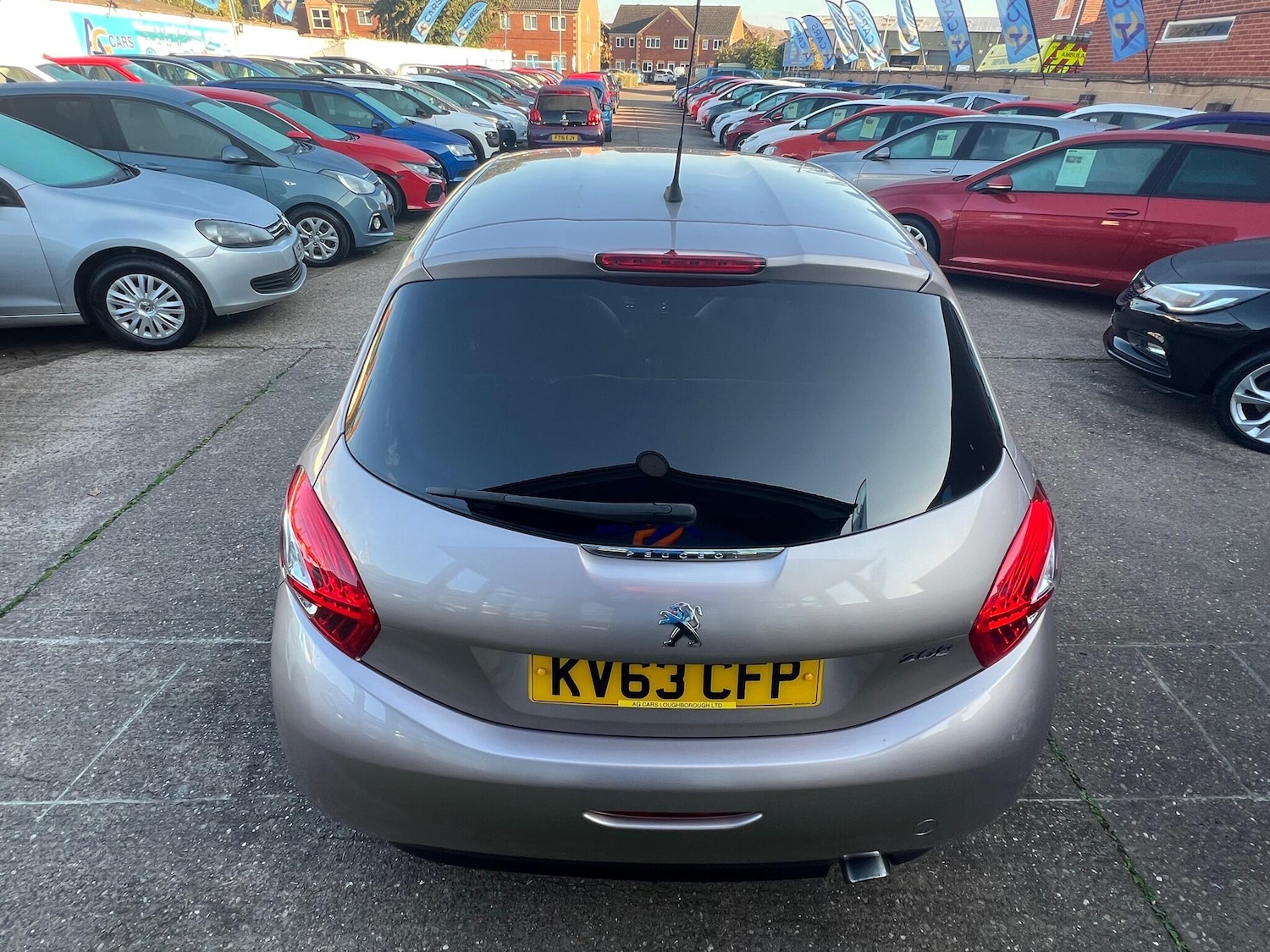 Used Peugeot 208 2013 for sale - 76073089: Photo 14